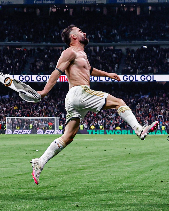 Ngược dòng nghẹt thở, Real Madrid hâm nóng cuộc đua vô địch La Liga- Ảnh 2. Ngược dòng nghẹt thở, Real Madrid hâm nóng cuộc đua vô địch La Liga- Ảnh 2.