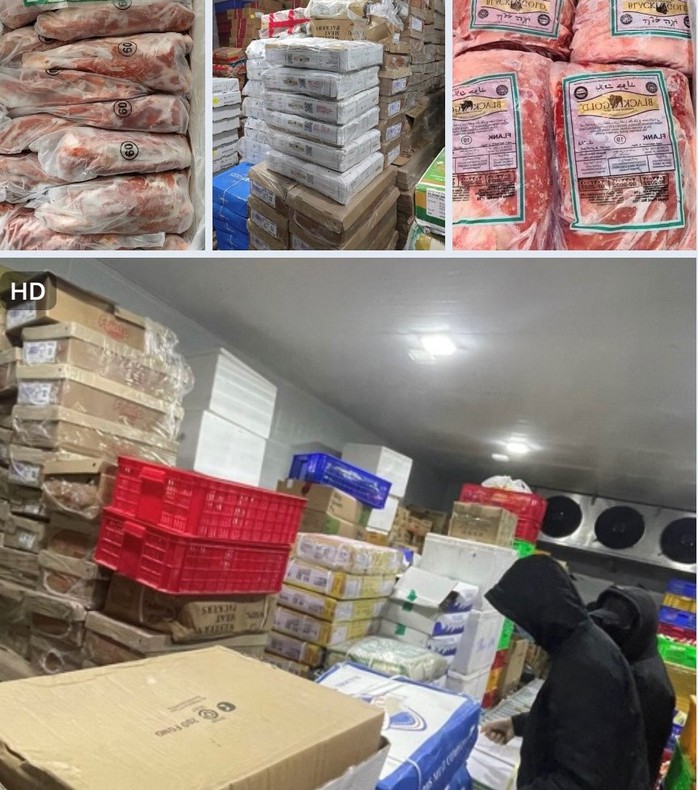 Phát hiện hơn 2 tấn chân gà, thịt đông lạnh có ghi chữ nước ngoài- Ảnh 1. Phát hiện hơn 2 tấn chân gà, thịt đông lạnh có ghi chữ nước ngoài- Ảnh 1.