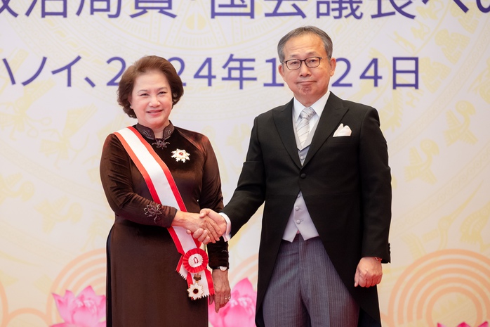 Nhật Bản tặng nguyên Chủ tịch QH Nguyễn Thị Kim Ngân Huân chương Mặt Trời mọc- Ảnh 3. Nhật Bản tặng nguyên Chủ tịch QH Nguyễn Thị Kim Ngân Huân chương Mặt Trời mọc- Ảnh 3.