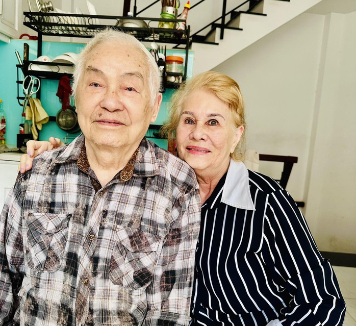 Gặp lại Kiều Lệ Mai - bà mẹ "Nguyễn Thái Bình", vở cải lương "Chim Việt cành Nam"- Ảnh 1. Gặp lại Kiều Lệ Mai - bà mẹ "Nguyễn Thái Bình", vở cải lương "Chim Việt cành Nam"- Ảnh 1.