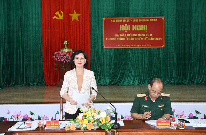Báo Người Lao Động đồng hành cùng Chương trình "Xuân chiến sĩ" tại Bình Phước- Ảnh 2. Báo Người Lao Động đồng hành cùng Chương trình "Xuân chiến sĩ" tại Bình Phước- Ảnh 2.