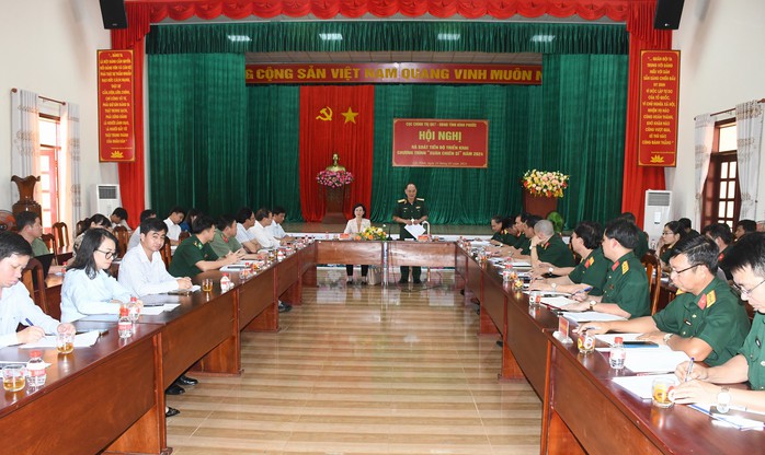 Báo Người Lao Động đồng hành cùng Chương trình "Xuân chiến sĩ" tại Bình Phước- Ảnh 1. Báo Người Lao Động đồng hành cùng Chương trình "Xuân chiến sĩ" tại Bình Phước- Ảnh 1.