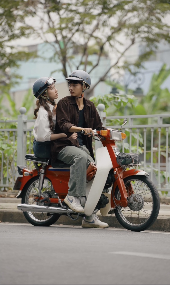 Tín Nguyễn làm phim ngắn từ nhạc của Phương Uyên- Ảnh 3. Tín Nguyễn làm phim ngắn từ nhạc của Phương Uyên- Ảnh 3.