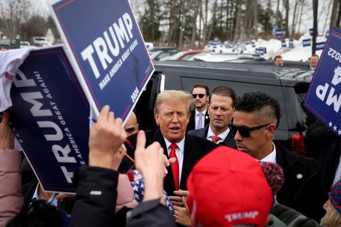 Bầu cử sơ bộ Mỹ: Ông Trump khuyên "sốc", bà Haley đáp trả cứng rắn- Ảnh 1. Bầu cử sơ bộ Mỹ: Ông Trump khuyên "sốc", bà Haley đáp trả cứng rắn- Ảnh 1.