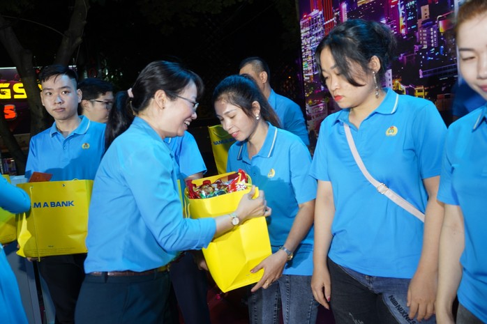 Những khoản tiền người lao động được nhận dịp Tết Nguyên đán 2024- Ảnh 3. Những khoản tiền người lao động được nhận dịp Tết Nguyên đán 2024- Ảnh 3.