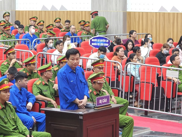 “Anh em xã hội” Phú Quốc bất ngờ chỏi nhau tại tòa- Ảnh 3.