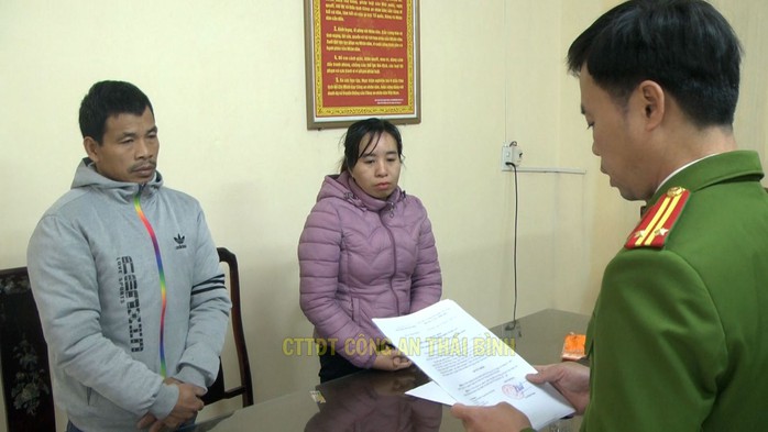 Cặp vợ chồng sản xuất hàng tấn mì chính giả- Ảnh 1. Cặp vợ chồng sản xuất hàng tấn mì chính giả- Ảnh 1.