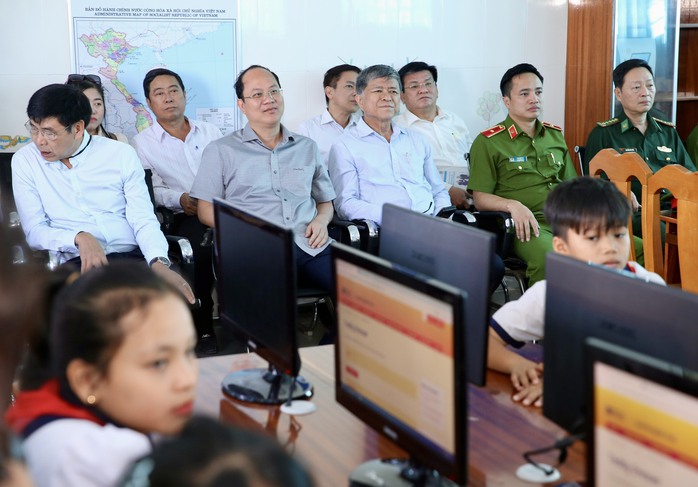 Ngày ý nghĩa ở Thạnh An- Ảnh 4. Ngày ý nghĩa ở Thạnh An- Ảnh 4.