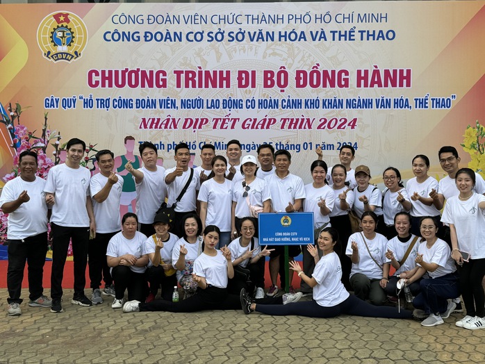 Đi bộ đồng hành gây quỹ hỗ trợ đoàn viên, người lao động- Ảnh 12. Đi bộ đồng hành gây quỹ hỗ trợ đoàn viên, người lao động- Ảnh 12.