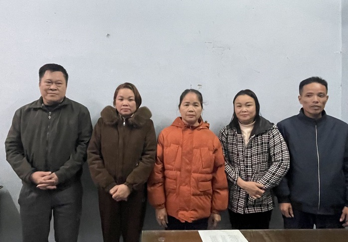 5 đối tượng cho vay "tín dụng đen", thu lời hàng trăm triệu đồng- Ảnh 1. 5 đối tượng cho vay "tín dụng đen", thu lời hàng trăm triệu đồng- Ảnh 1.