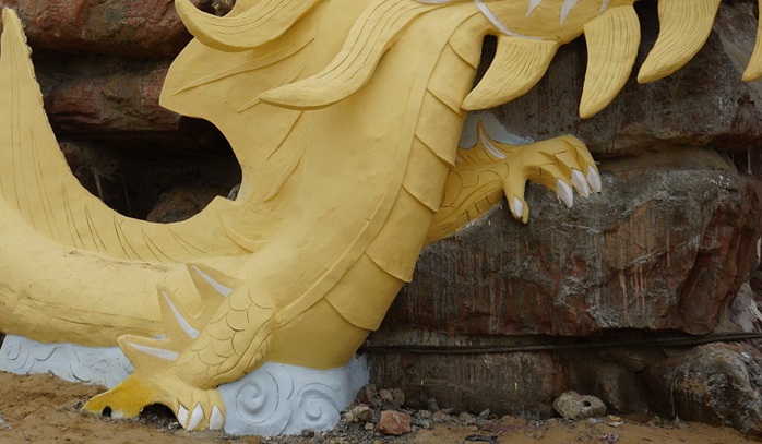 Linh vật rồng ở Thanh Hóa gây tranh cãi vì "trông ốm yếu, còi cọc"- Ảnh 7. Linh vật rồng ở Thanh Hóa gây tranh cãi vì "trông ốm yếu, còi cọc"- Ảnh 7.