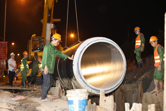 Cúp nước ở nhiều nơi tại TP HCM- Ảnh 1. Cúp nước ở nhiều nơi tại TP HCM- Ảnh 1.