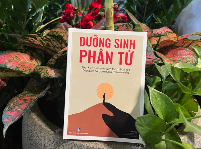 GS Lê Đình Phái ra sách chăm sóc sức khoẻ ở tuổi 86- Ảnh 1. GS Lê Đình Phái ra sách chăm sóc sức khoẻ ở tuổi 86- Ảnh 1.