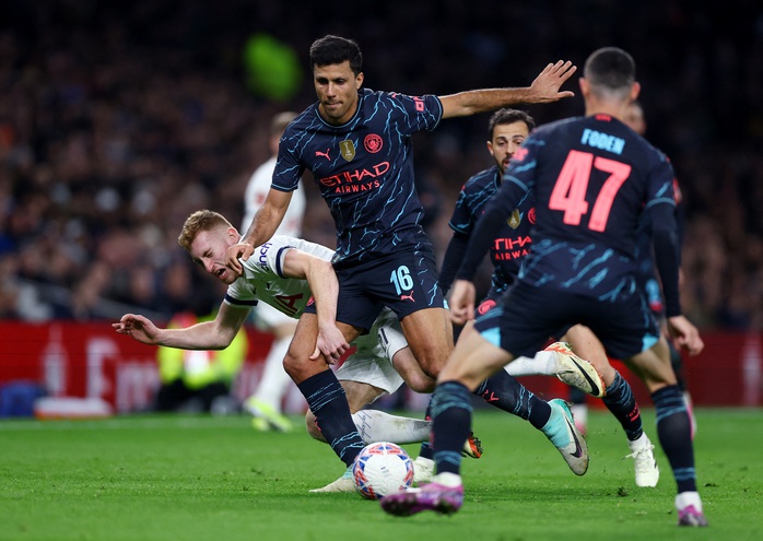 Người hùng lộ diện, Man City hạ Tottenham ở đại chiến FA Cup- Ảnh 2. Người hùng lộ diện, Man City hạ Tottenham ở đại chiến FA Cup- Ảnh 2.