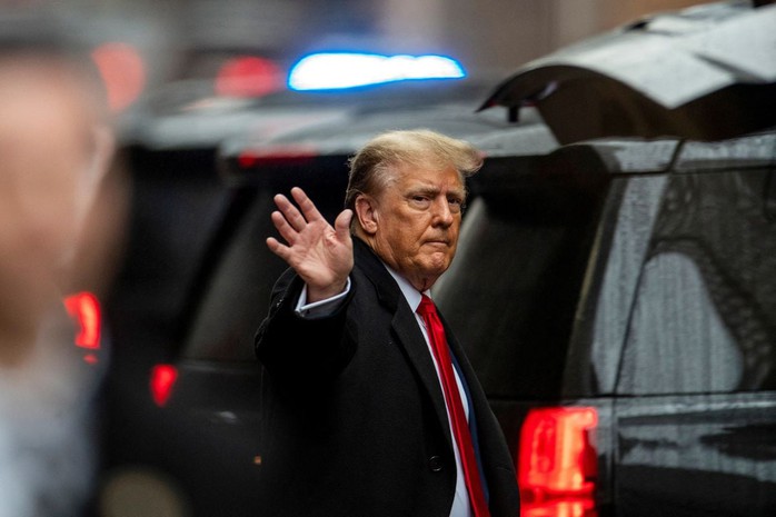 Ông Trump thua kiện, bị yêu cầu bồi thường hơn 83 triệu USD cho 1 cựu nhà báo - Ảnh 2. Ông Trump thua kiện, bị yêu cầu bồi thường hơn 83 triệu USD cho 1 cựu nhà báo - Ảnh 2.