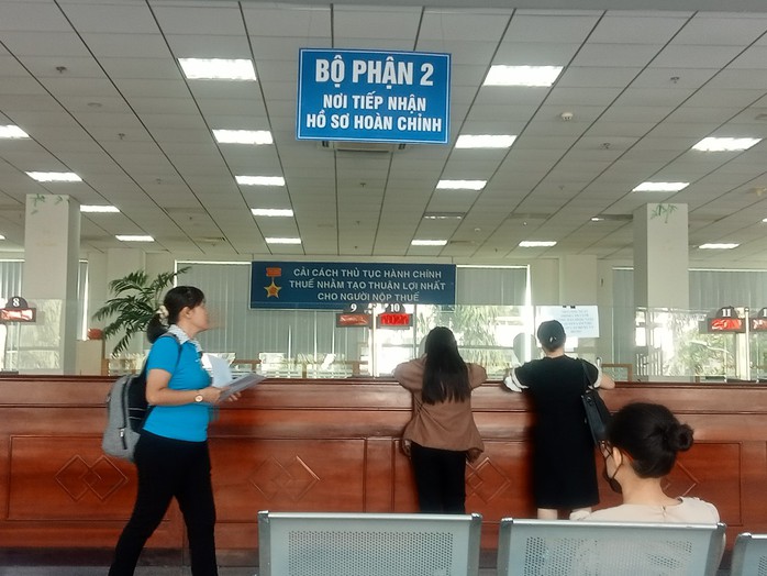 Thu nhập từ tiền giữa ca, ăn trưa có bị trừ thuế?- Ảnh 1. Thu nhập từ tiền giữa ca, ăn trưa có bị trừ thuế?- Ảnh 1.
