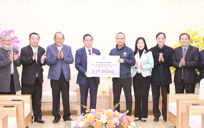 Nguyên Phó Thủ tướng Trương Hòa Bình thăm công trường Tượng đài con tàu tập kết ra Bắc- Ảnh 3. Nguyên Phó Thủ tướng Trương Hòa Bình thăm công trường Tượng đài con tàu tập kết ra Bắc- Ảnh 3.