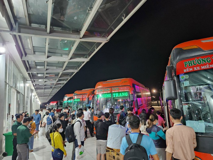 Phục vụ tốt nhất đi lại dịp Tết- Ảnh 1. Phục vụ tốt nhất đi lại dịp Tết- Ảnh 1.