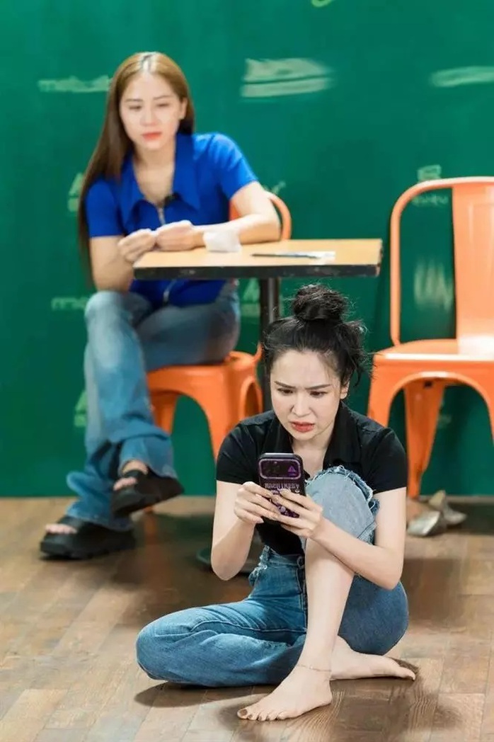 Diễn viên lên tiếng về ồn ào làm "gái ngành"- Ảnh 1. Diễn viên lên tiếng về ồn ào làm "gái ngành"- Ảnh 1.