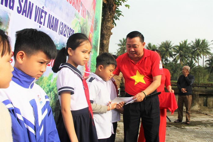 Khánh thành "Đường cờ Tổ quốc" tại Thành cổ Quảng Trị- Ảnh 11. Khánh thành "Đường cờ Tổ quốc" tại Thành cổ Quảng Trị- Ảnh 11.