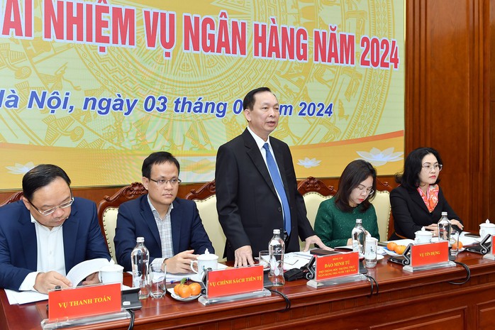 Ngân hàng Nhà nước lý giải việc cấp hết hạn mức tín dụng ngay từ đầu năm 2024- Ảnh 1. Ngân hàng Nhà nước lý giải việc cấp hết hạn mức tín dụng ngay từ đầu năm 2024- Ảnh 1.