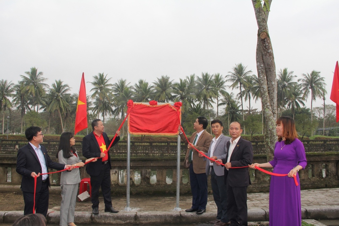 Khánh thành "Đường cờ Tổ quốc" tại Thành cổ Quảng Trị- Ảnh 1. Khánh thành "Đường cờ Tổ quốc" tại Thành cổ Quảng Trị- Ảnh 1.