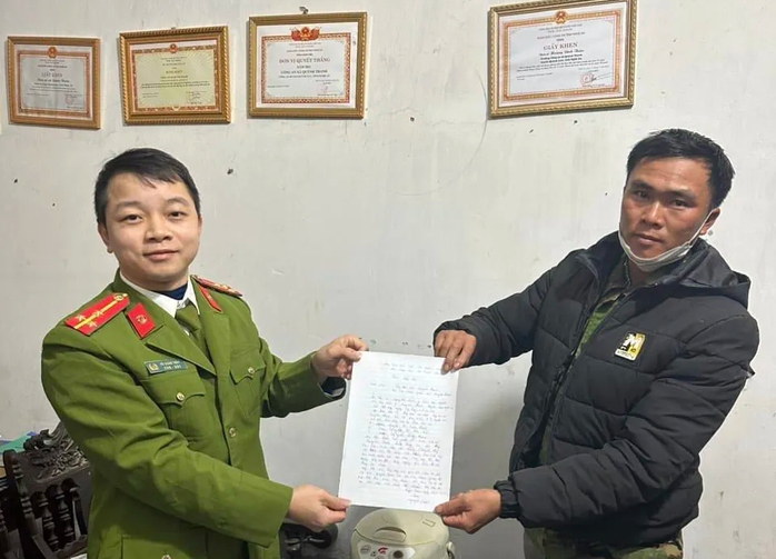 Tìm thấy 3 chị em mất tích bí ẩn- Ảnh 1. Tìm thấy 3 chị em mất tích bí ẩn- Ảnh 1.
