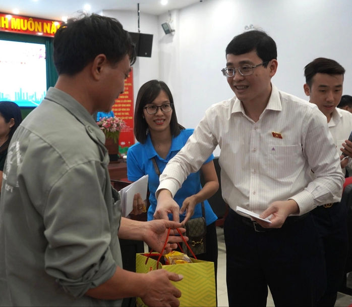 Tết đến với người lao động ở doanh nghiệp thiếu đơn hàng- Ảnh 1. Tết đến với người lao động ở doanh nghiệp thiếu đơn hàng- Ảnh 1.
