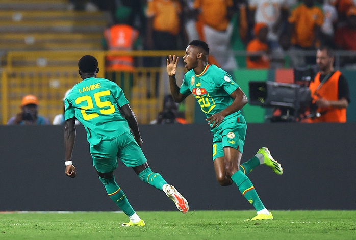 Địa chấn AFCON: Đương kim vô địch Senegal bị loại vòng knock-out- Ảnh 3. Địa chấn AFCON: Đương kim vô địch Senegal bị loại vòng knock-out- Ảnh 3.