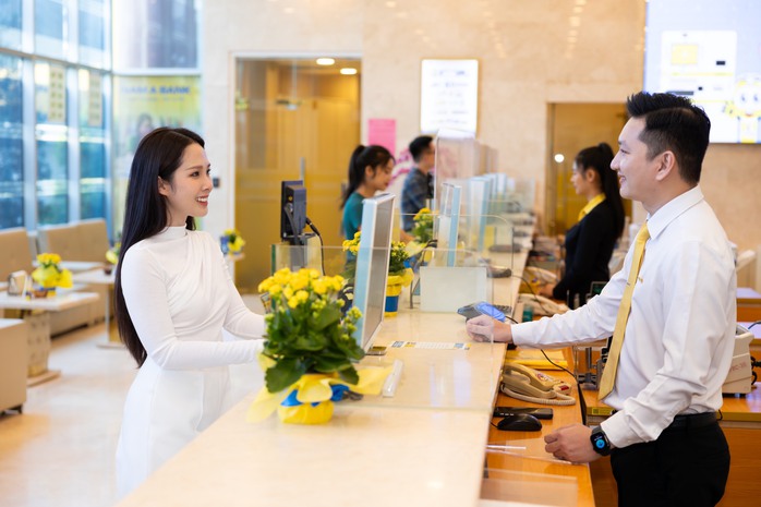 Nam A Bank hoàn thành các chỉ tiêu quan trọng năm 2023, sẵn sàng bứt phá trong năm mới- Ảnh 1.