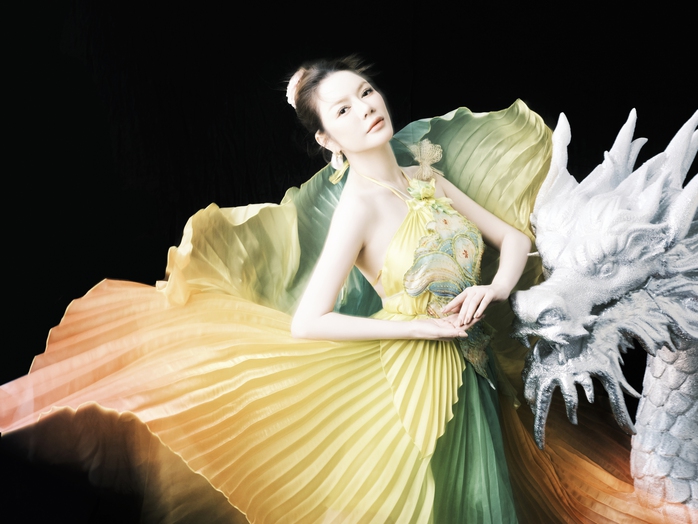 Lý Nhã Kỳ tung bộ ảnh gợi cảm sau loạt tin đồn - Ảnh 3. Lý Nhã Kỳ tung bộ ảnh gợi cảm sau loạt tin đồn - Ảnh 3.