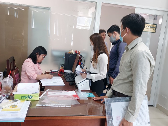 Sử dụng nguồn tiền nào để thực hiện cải cách tiền lương năm 2024?- Ảnh 1.