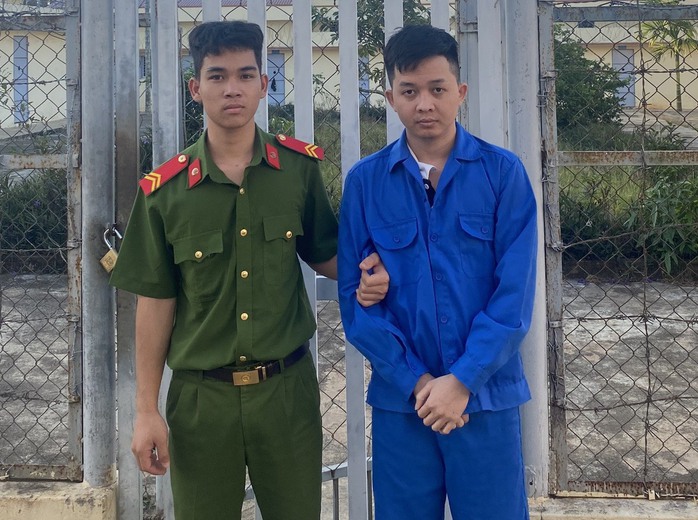 Bắt giữ thanh niên lừa đảo, chiếm đoạt tài sản của gần 300 người- Ảnh 1. Bắt giữ thanh niên lừa đảo, chiếm đoạt tài sản của gần 300 người- Ảnh 1.