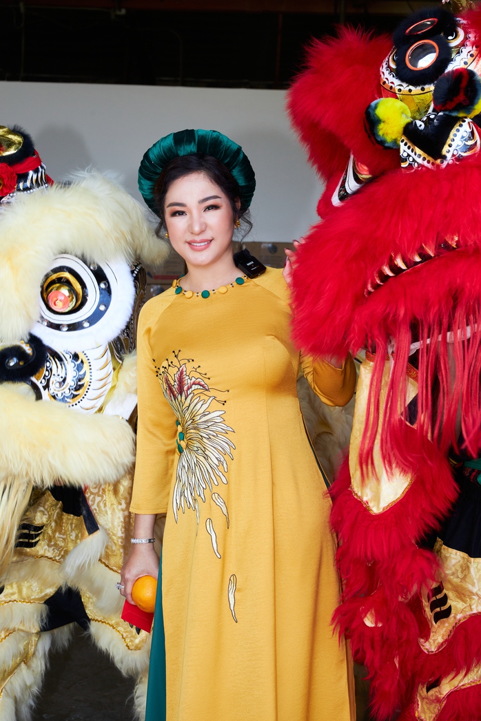 Thúy Nga tạm dừng nghệ thuật
- Ảnh 4. Thúy Nga tạm dừng nghệ thuật
- Ảnh 4.