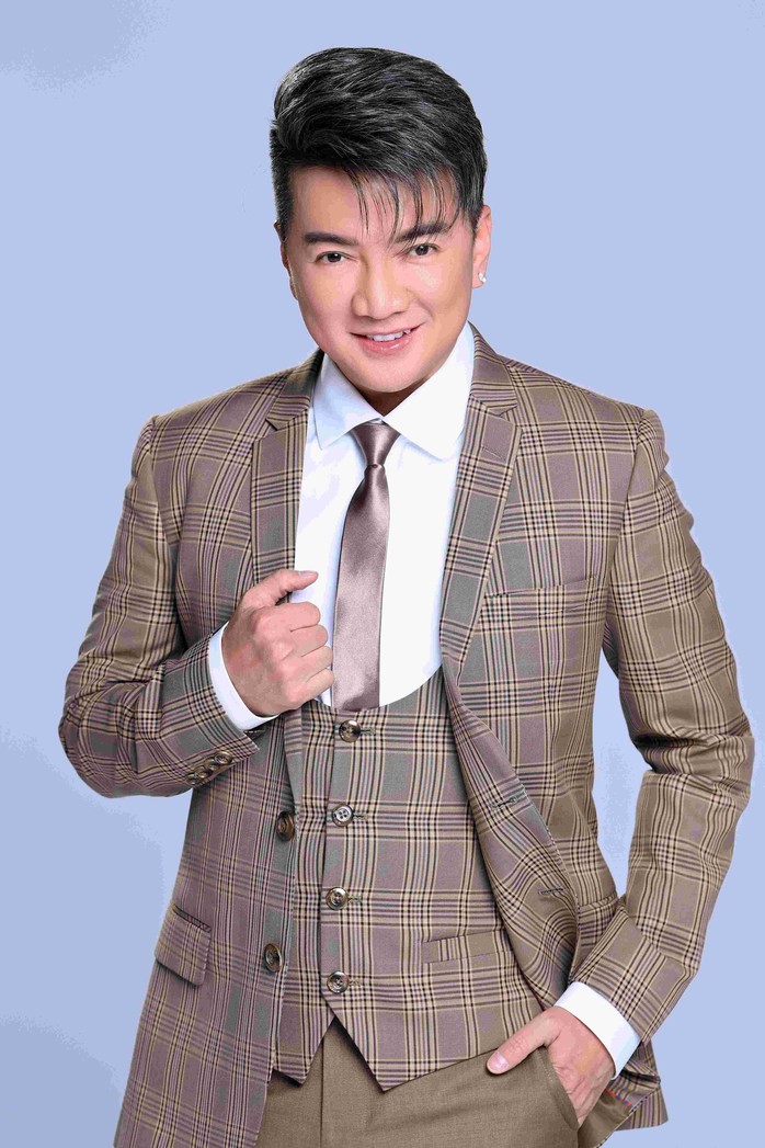 Ca sĩ Đàm Vĩnh Hưng: Đàm Vĩnh Hưng giờ khác rồi- Ảnh 3. Ca sĩ Đàm Vĩnh Hưng: Đàm Vĩnh Hưng giờ khác rồi- Ảnh 3.