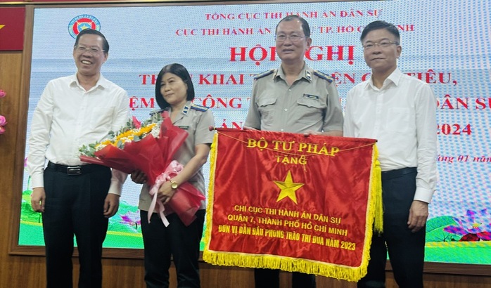 Bộ trưởng Bộ Tư pháp: Cục THADS TP HCM đóng góp tích cực cho hệ thống- Ảnh 1. Bộ trưởng Bộ Tư pháp: Cục THADS TP HCM đóng góp tích cực cho hệ thống- Ảnh 1.