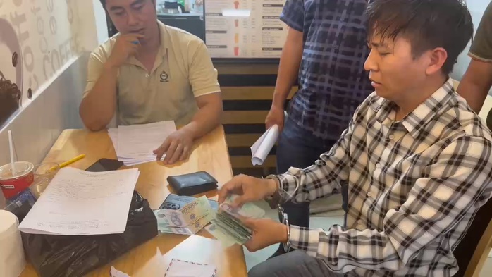 cộng tác viên cộng tác viên