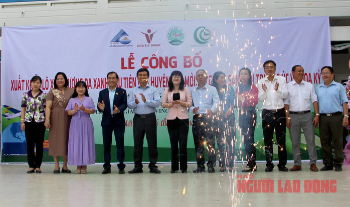 Lô trái da xanh đầu tiên của Chợ Mới được xuất khẩu sang Mỹ và Úc- Ảnh 1. Lô trái da xanh đầu tiên của Chợ Mới được xuất khẩu sang Mỹ và Úc- Ảnh 1.