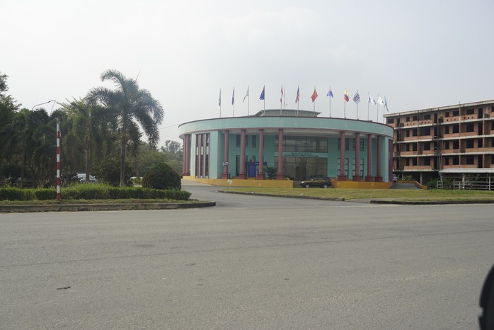 Chỉ đạo giải quyết dứt điểm vụ chủ đầu tư lộng hành trong khu công nghiệp- Ảnh 1. Chỉ đạo giải quyết dứt điểm vụ chủ đầu tư lộng hành trong khu công nghiệp- Ảnh 1.