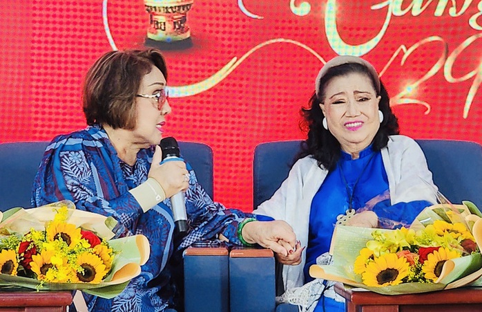NSND Lệ Thủy với "Giấc mộng lá sầu riêng"của Kim Cương- Ảnh 2. NSND Lệ Thủy với "Giấc mộng lá sầu riêng"của Kim Cương- Ảnh 2.