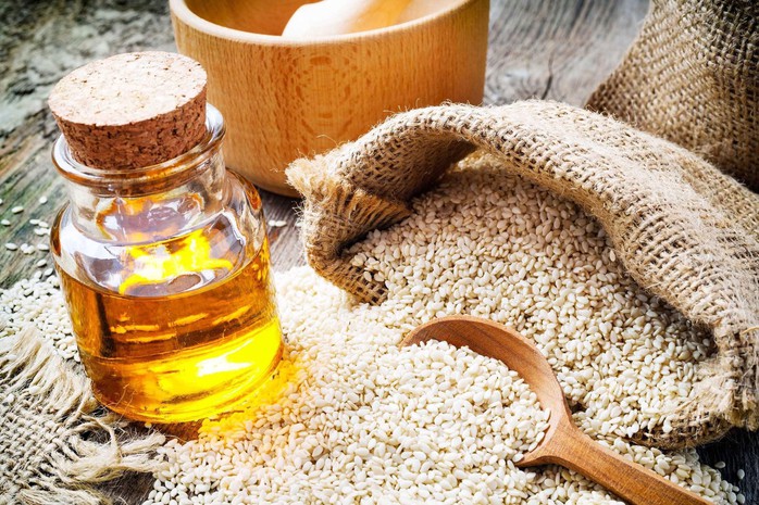 Dầu mè từ lâu được biết đến là loại dầu ăn có lợi cho sức khỏe Dầu mè từ lâu được biết đến là loại dầu ăn có lợi cho sức khỏe