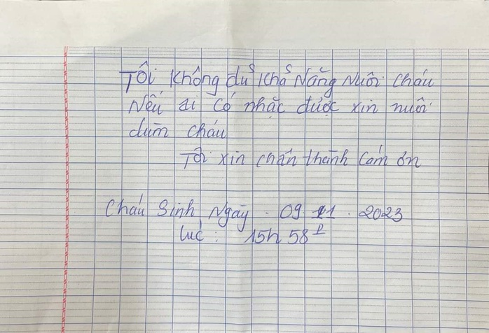 Cháu bé 2 tháng tuổi bị bỏ rơi gần bãi rác trong đêm khuya- Ảnh 2. Cháu bé 2 tháng tuổi bị bỏ rơi gần bãi rác trong đêm khuya- Ảnh 2.