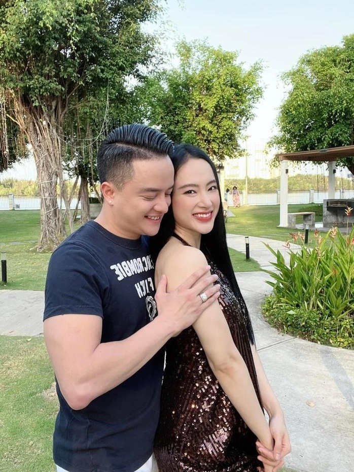 Cao Thái Sơn đón con trai đầu lòng- Ảnh 3. Cao Thái Sơn đón con trai đầu lòng- Ảnh 3.