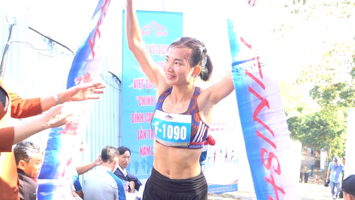 Hoàng Nguyên Thanh, Nguyễn Thị Oanh chinh phục đỉnh cao Bà Rá- Ảnh 7.