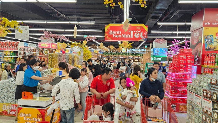Cấp tập kích cầu tiêu dùng Tết Giáp Thìn (*): Phải làm cho thị trường sinh động lên- Ảnh 1. Cấp tập kích cầu tiêu dùng Tết Giáp Thìn (*): Phải làm cho thị trường sinh động lên- Ảnh 1.