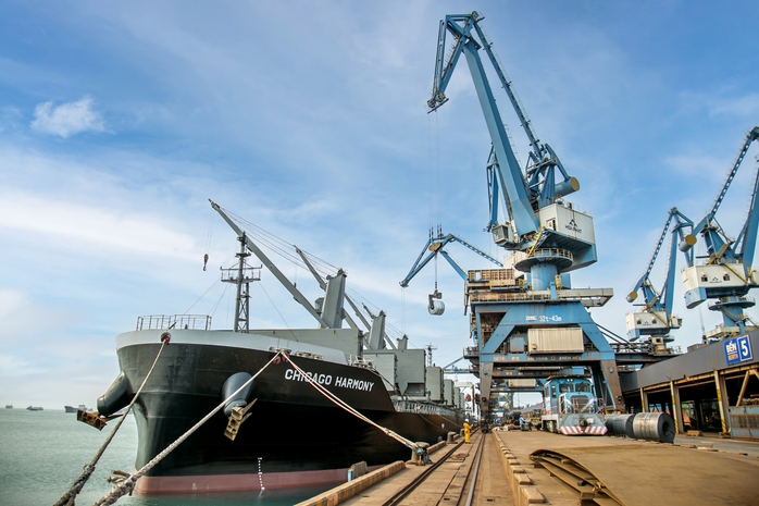Sản lượng bán hàng thép Hòa Phát đạt 760.000 tấn trong tháng 12, cao nhất từ đầu năm- Ảnh 1. Sản lượng bán hàng thép Hòa Phát đạt 760.000 tấn trong tháng 12, cao nhất từ đầu năm- Ảnh 1.