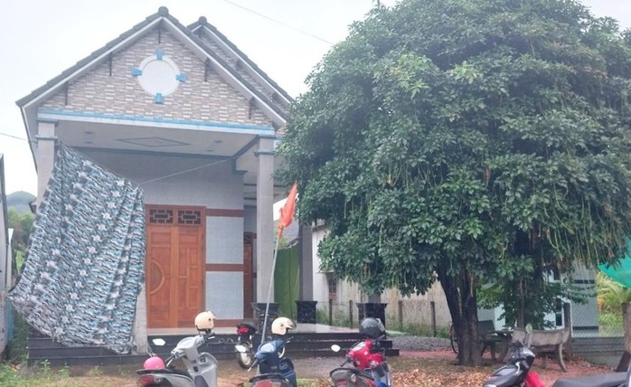 Tạm giữ cặp vợ chồng hành hung, “nhốt” tổ công tác thi hành án trong nhà- Ảnh 1. Tạm giữ cặp vợ chồng hành hung, “nhốt” tổ công tác thi hành án trong nhà- Ảnh 1.