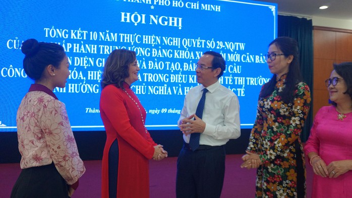 TP HCM đã dành nguồn lực lớn cho phát triển giáo dục đào tạo- Ảnh 1. TP HCM đã dành nguồn lực lớn cho phát triển giáo dục đào tạo- Ảnh 1.