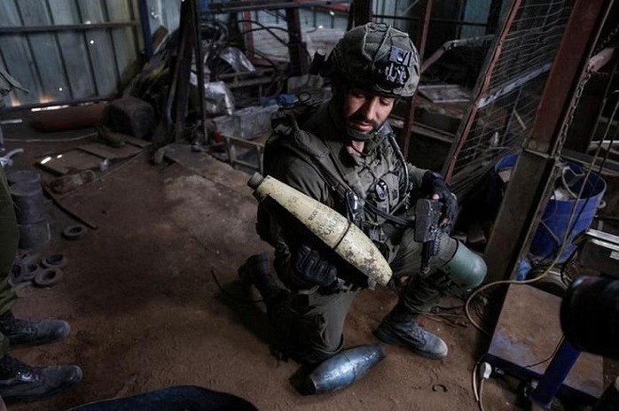 Cận cảnh xưởng vũ khí "khủng" dưới lòng đất của Hamas vừa được Israel phát hiện- Ảnh 2. Cận cảnh xưởng vũ khí "khủng" dưới lòng đất của Hamas vừa được Israel phát hiện- Ảnh 2.