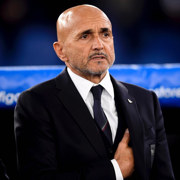Sự sụp đổ của nhà vô địch Serie A Napoli - Ảnh 2. Sự sụp đổ của nhà vô địch Serie A Napoli - Ảnh 2.